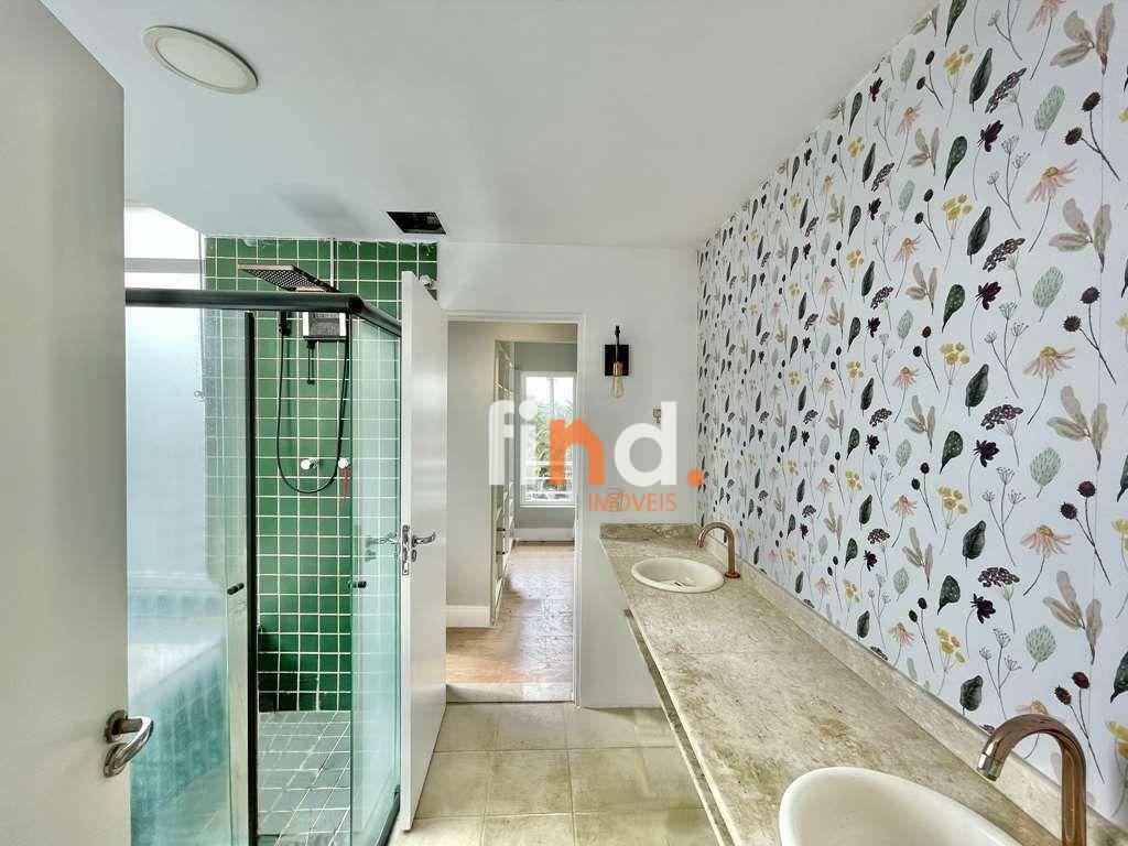 Casa de Condomínio à venda com 4 quartos, 400m² - Foto 17