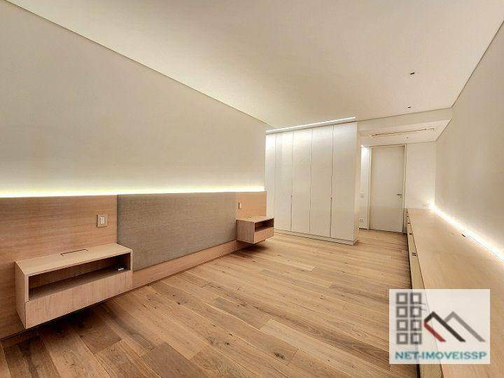 Apartamento à venda com 3 quartos, 211m² - Foto 35