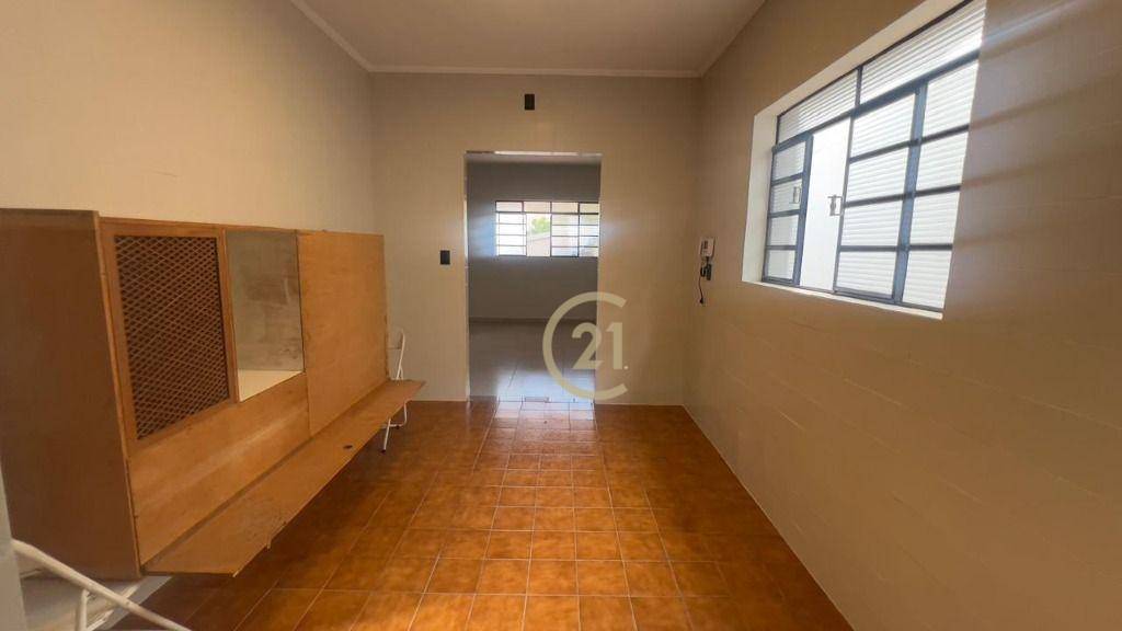 Casa à venda com 3 quartos, 167m² - Foto 7