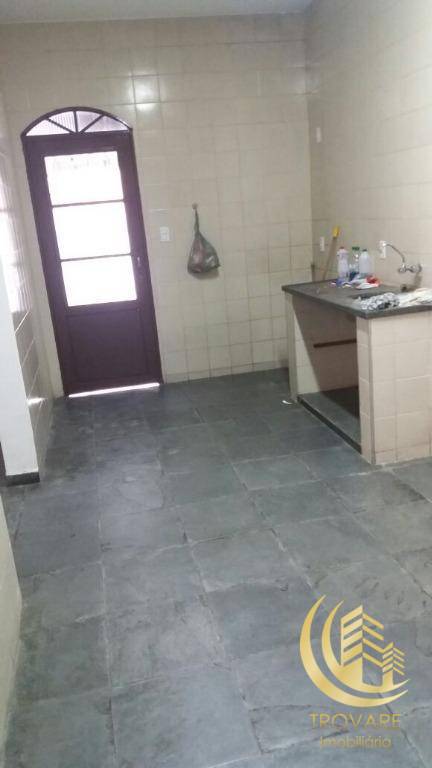 Sobrado à venda com 4 quartos, 110m² - Foto 5