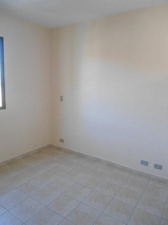 Apartamento à venda com 3 quartos, 60m² - Foto 10