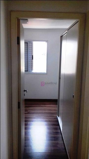 Apartamento para alugar com 3 quartos, 105m² - Foto 12