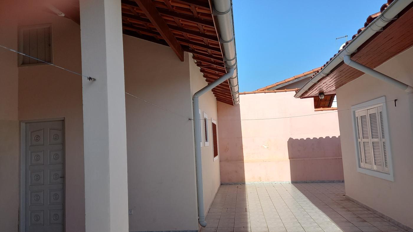 Casa à venda com 3 quartos, 600m² - Foto 22