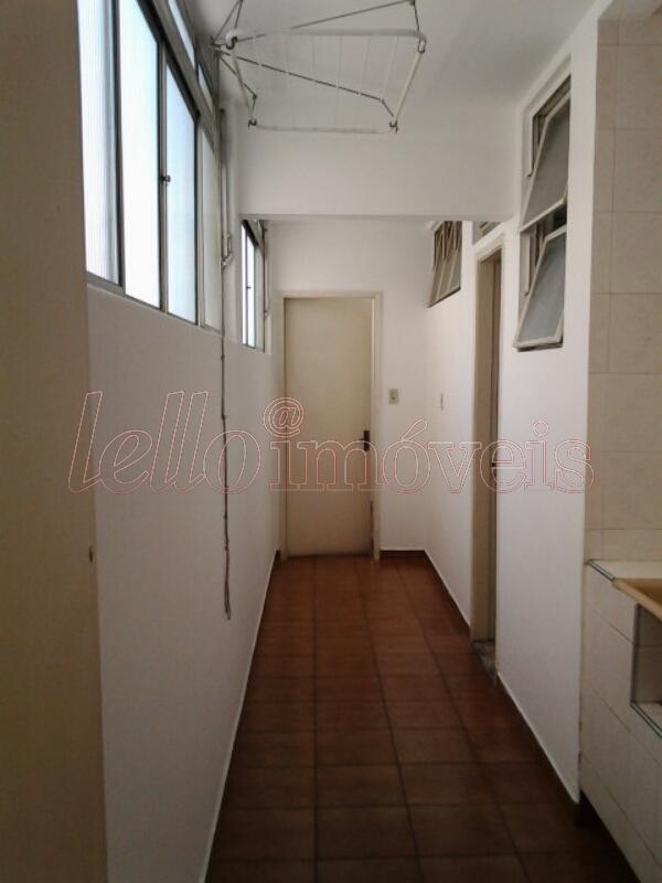 Apartamento para alugar com 3 quartos, 140m² - Foto 8