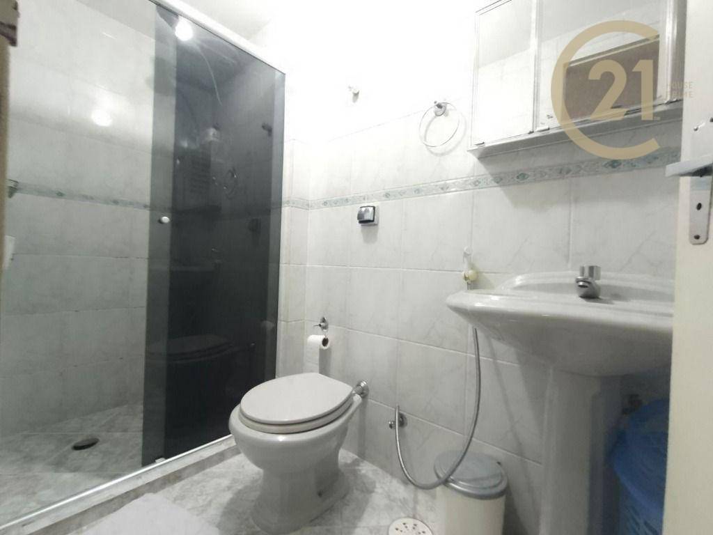 Apartamento para alugar com 3 quartos, 80m² - Foto 9