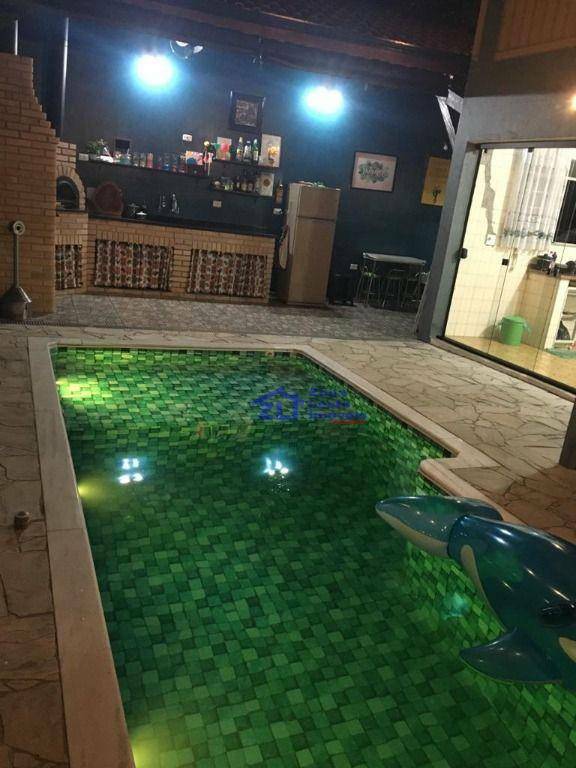 Sobrado à venda com 3 quartos, 140m² - Foto 2