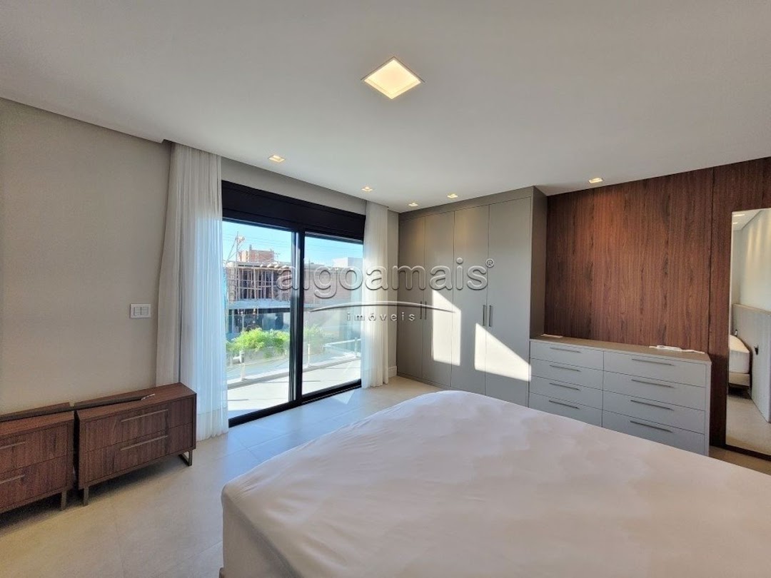 Casa de Condomínio à venda com 4 quartos, 240m² - Foto 18