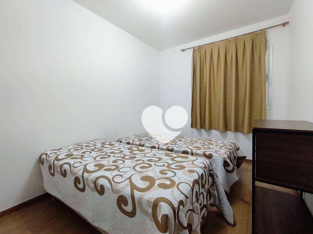 Apartamento à venda com 1 quarto, 60m² - Foto 2