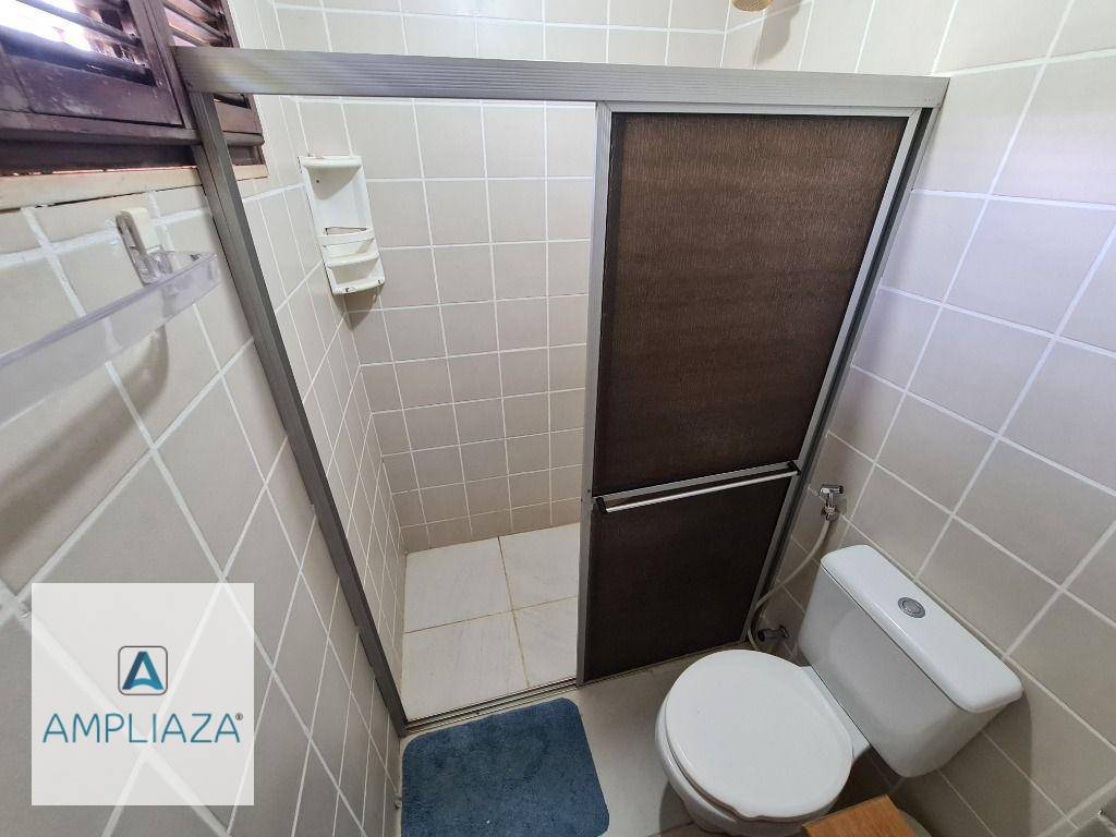 Casa à venda com 4 quartos, 300m² - Foto 32
