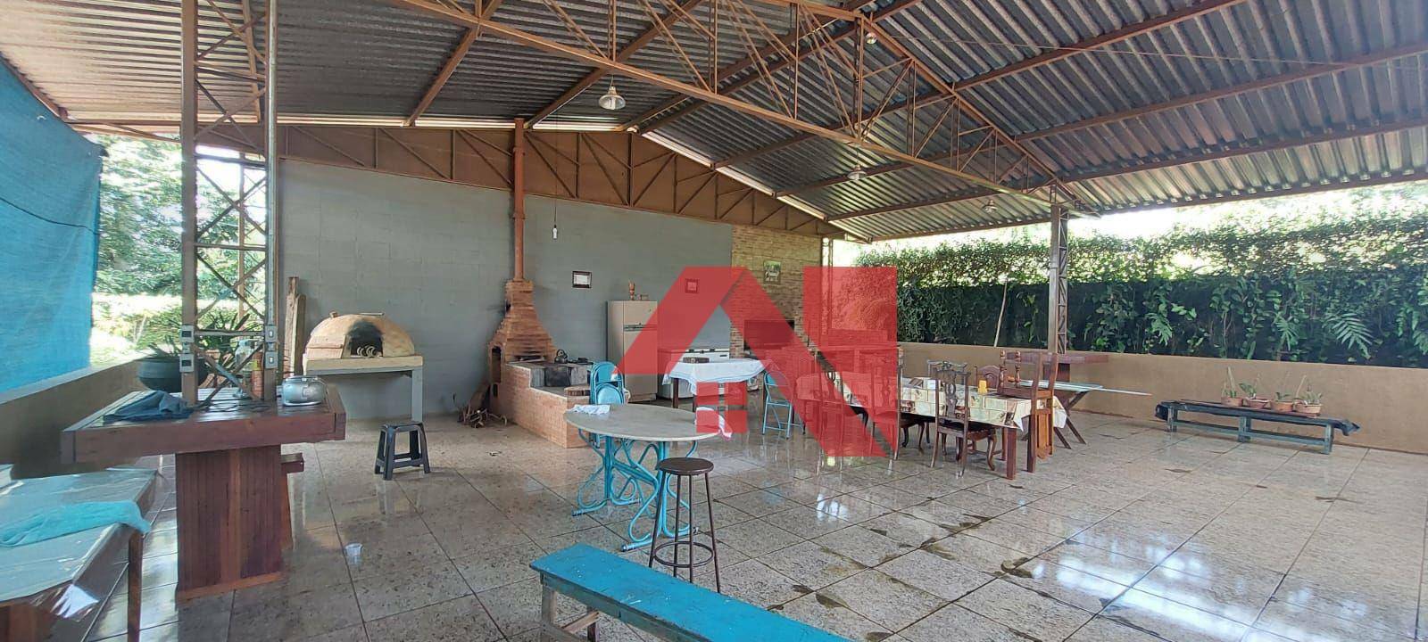 Chácara à venda com 4 quartos, 400m² - Foto 42