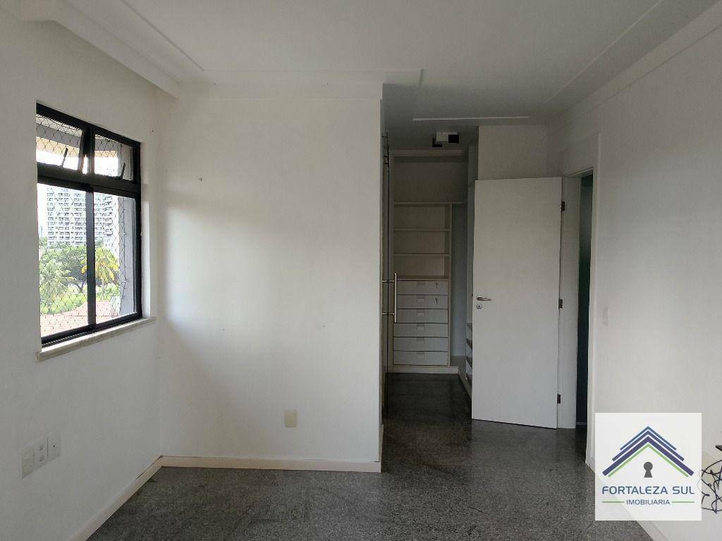 Apartamento à venda com 3 quartos, 146m² - Foto 8