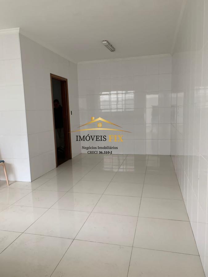 Casa à venda com 3 quartos, 203m² - Foto 8