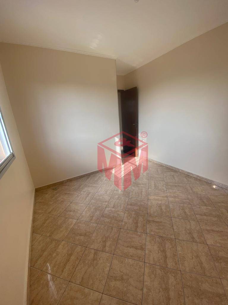 Apartamento à venda com 2 quartos, 64m² - Foto 2