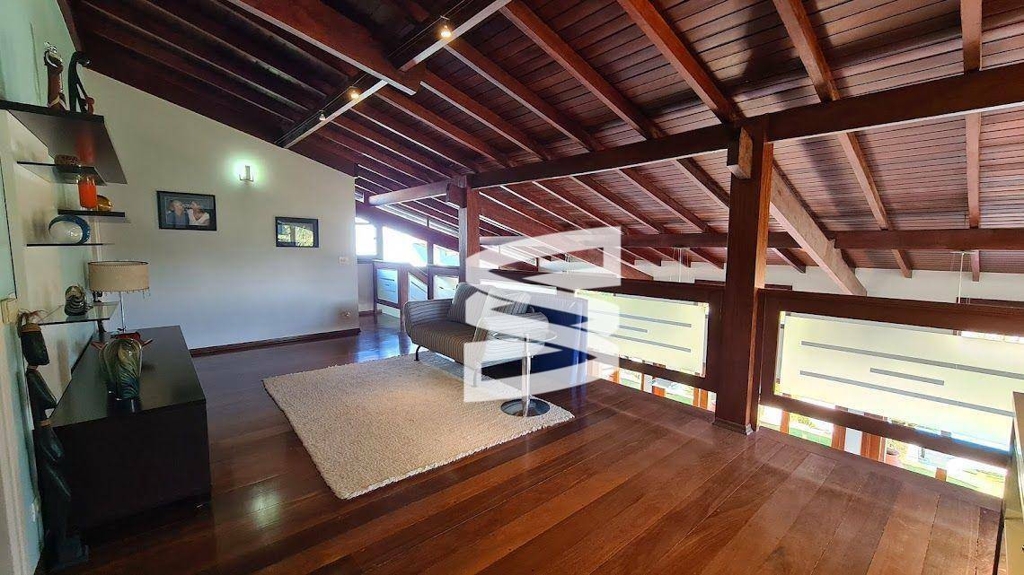 Casa de Condomínio à venda com 3 quartos, 300m² - Foto 17