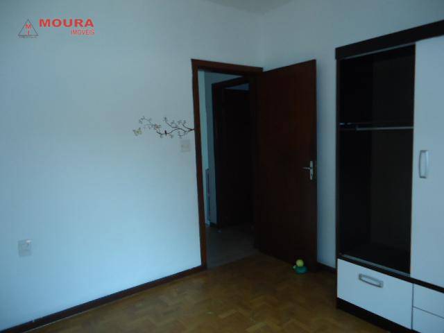 Casa à venda com 3 quartos, 306m² - Foto 28