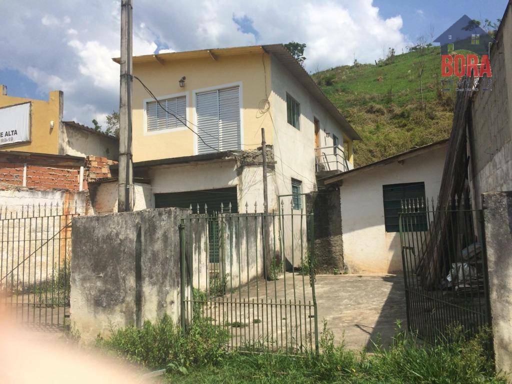 Casa à venda e aluguel com 2 quartos, 130m² - Foto 1