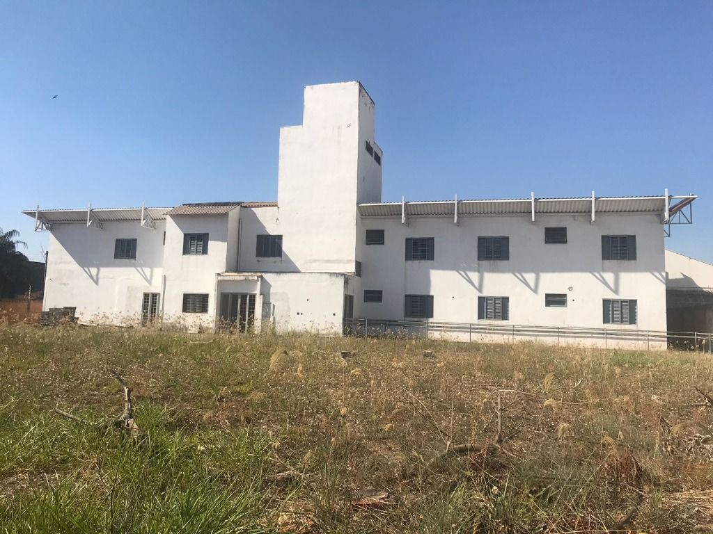 Prédio Inteiro para alugar, 900m² - Foto 17