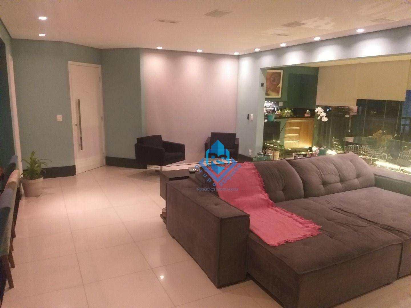 Apartamento à venda com 3 quartos, 145m² - Foto 3