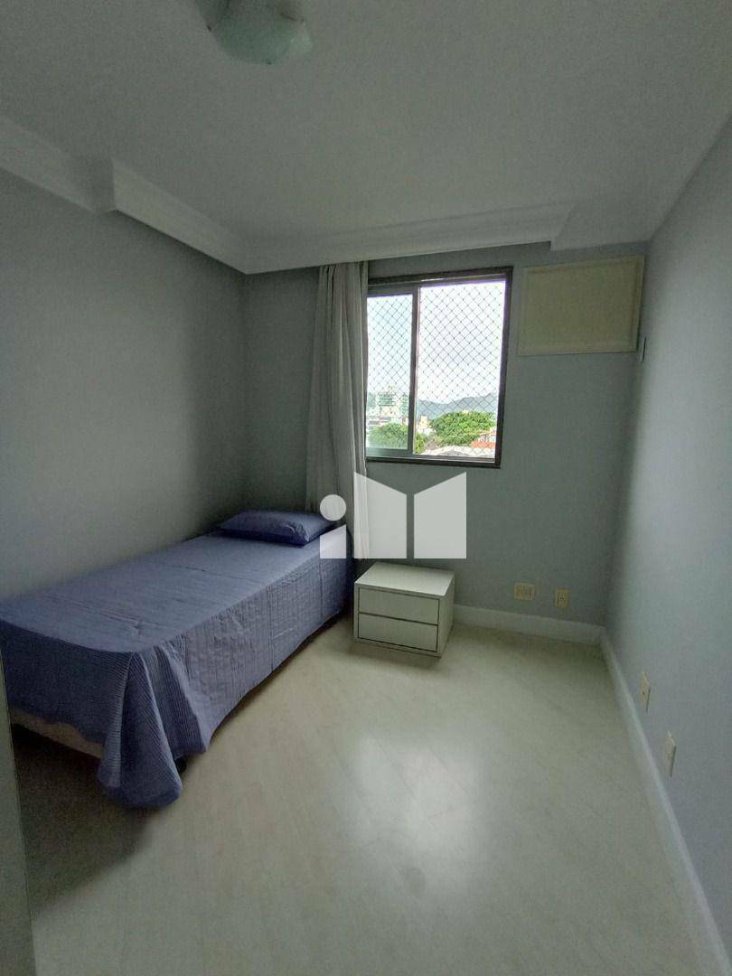 Apartamento para alugar com 2 quartos, 95m² - Foto 10