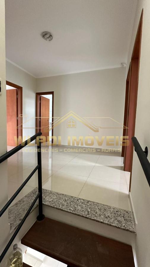 Casa à venda com 3 quartos, 336m² - Foto 12