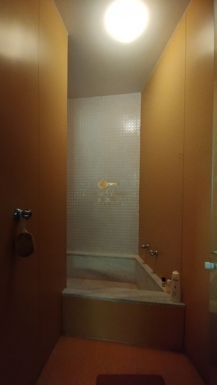 Casa à venda com 5 quartos, 2600m² - Foto 31