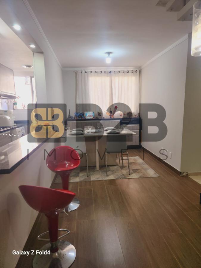 Apartamento à venda com 3 quartos, 140m² - Foto 9