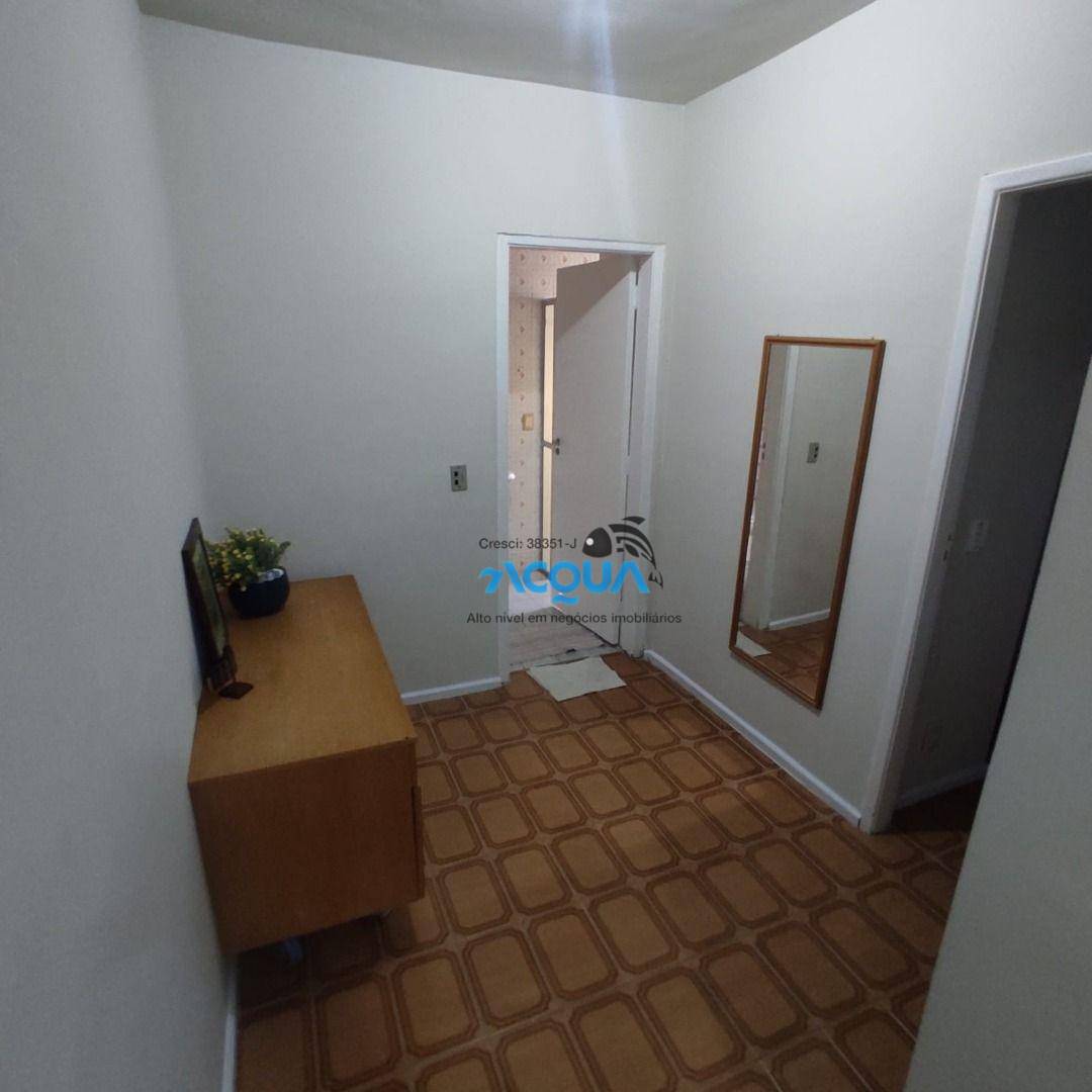 Apartamento à venda com 2 quartos, 75m² - Foto 4