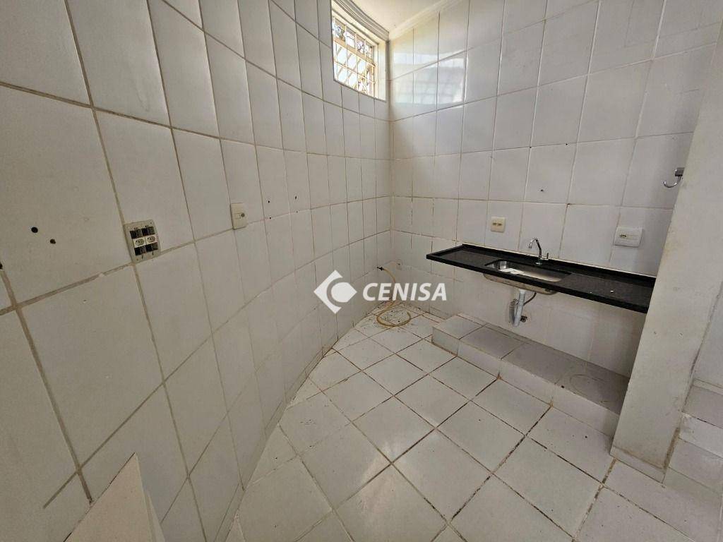 Casa à venda e aluguel com 2 quartos, 178m² - Foto 14