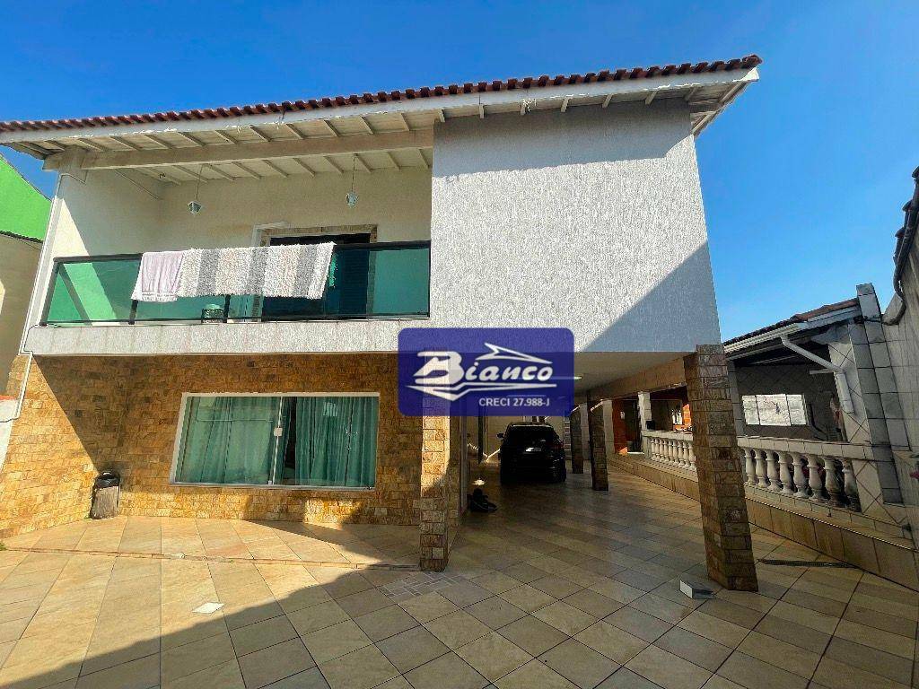 Sobrado à venda com 4 quartos, 357m² - Foto 2