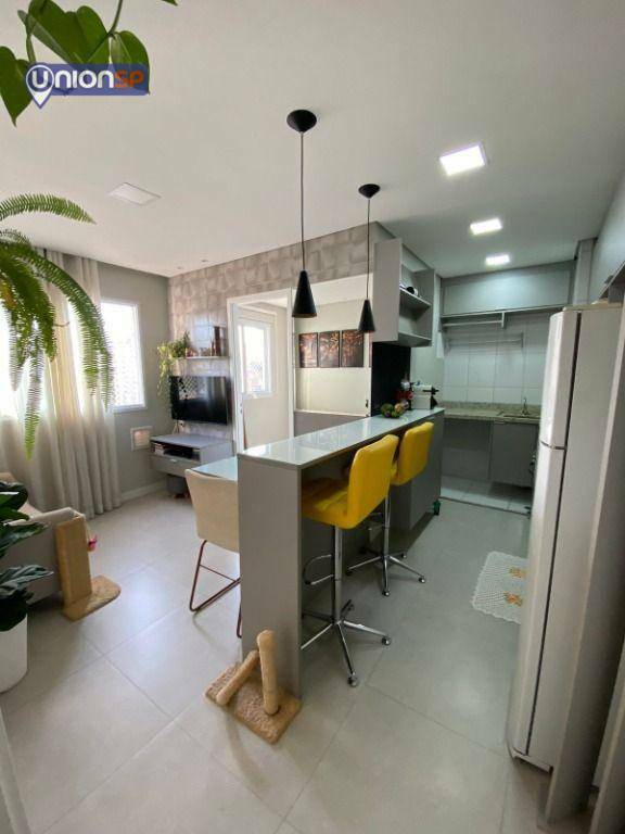 Apartamento à venda com 2 quartos, 40m² - Foto 3