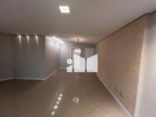 Apartamento para alugar com 3 quartos, 123m² - Foto 14