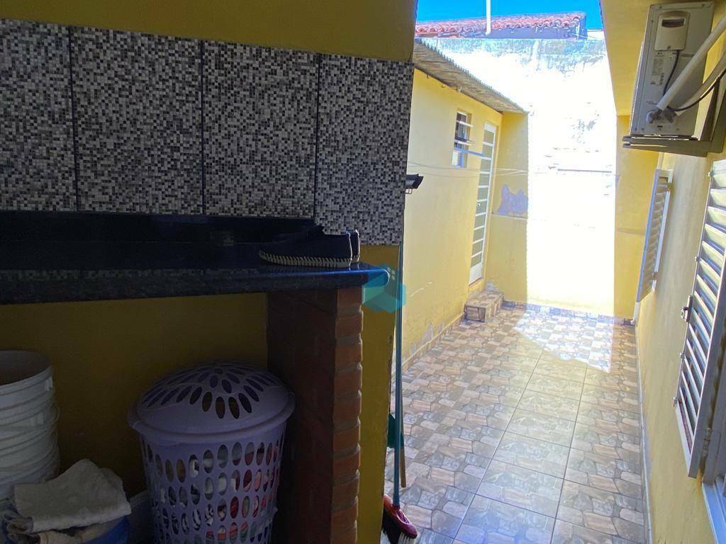 Casa à venda e aluguel com 3 quartos, 160m² - Foto 30