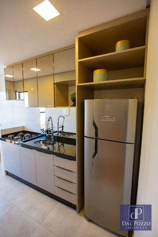 Apartamento à venda com 2 quartos, 46m² - Foto 11