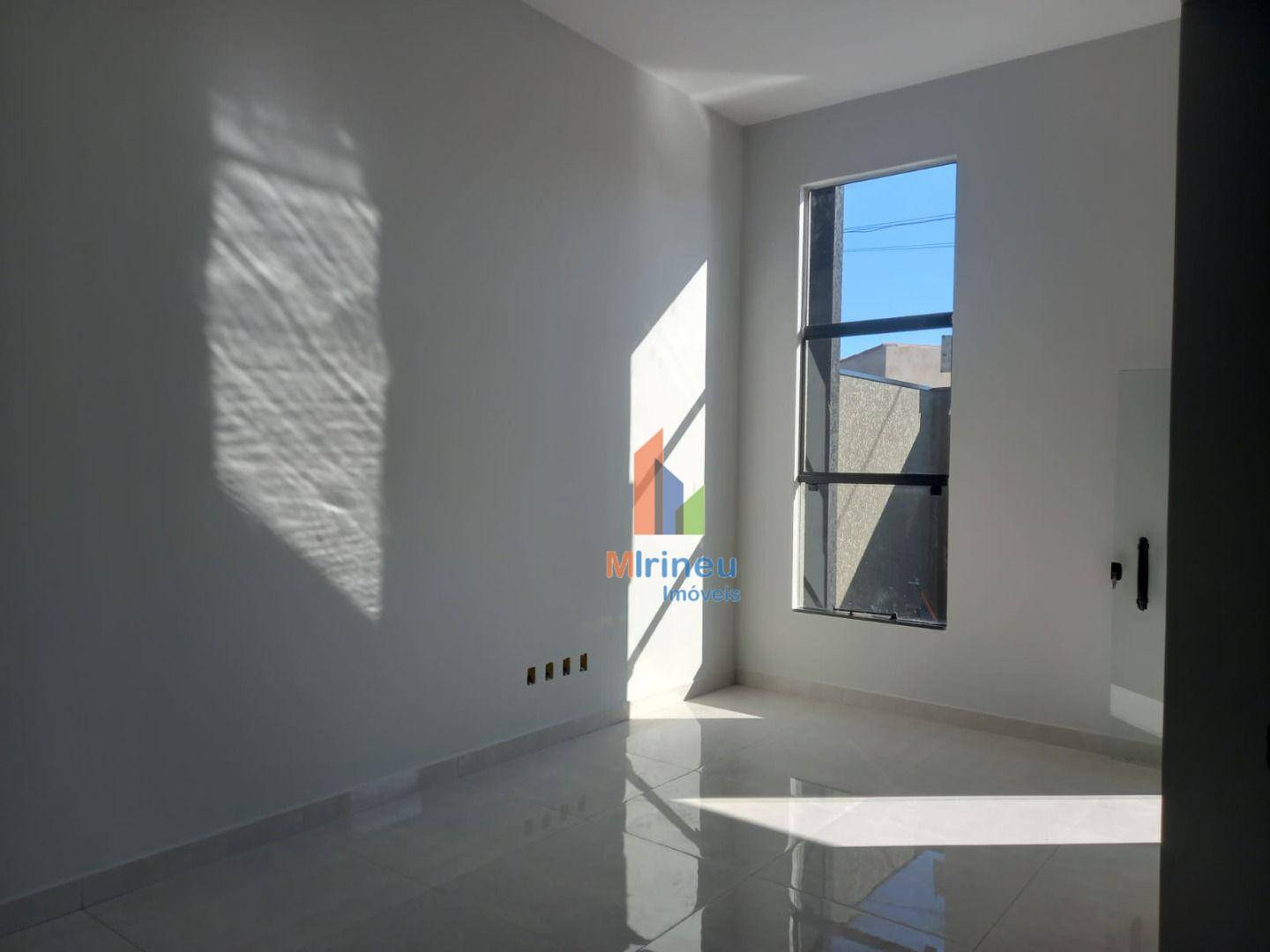 Casa à venda com 3 quartos, 108m² - Foto 5