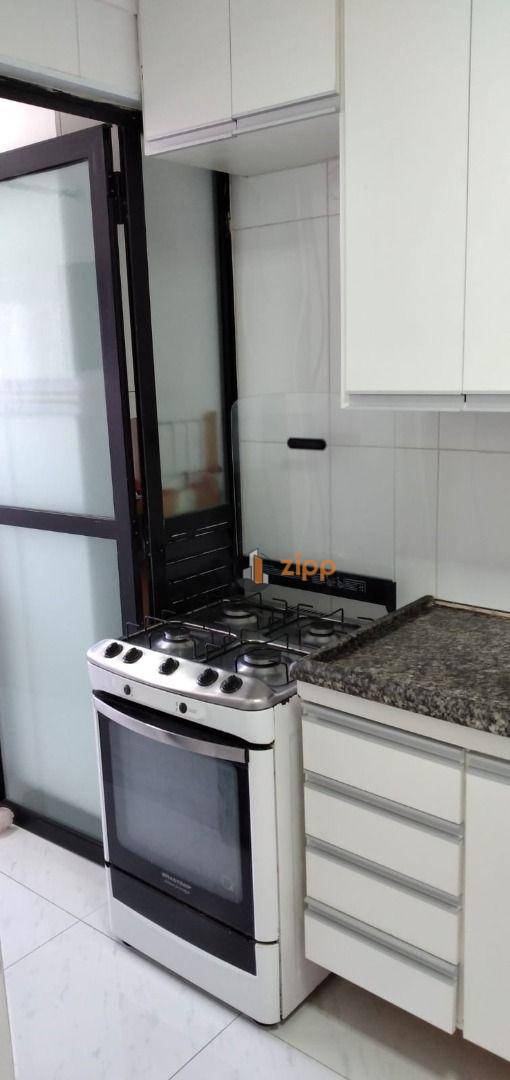 Apartamento à venda com 2 quartos, 75m² - Foto 28