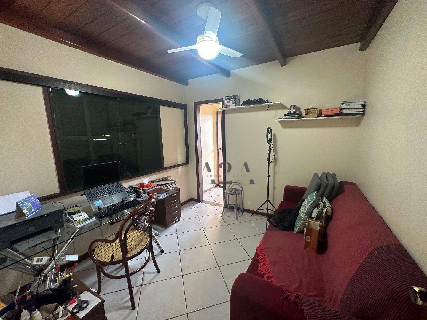 Casa de Condomínio à venda com 5 quartos, 350m² - Foto 13