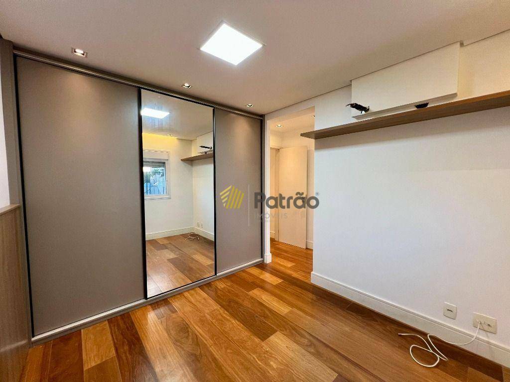 Apartamento à venda com 3 quartos, 242m² - Foto 37