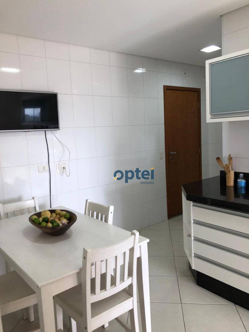 Apartamento à venda com 3 quartos, 185m² - Foto 11