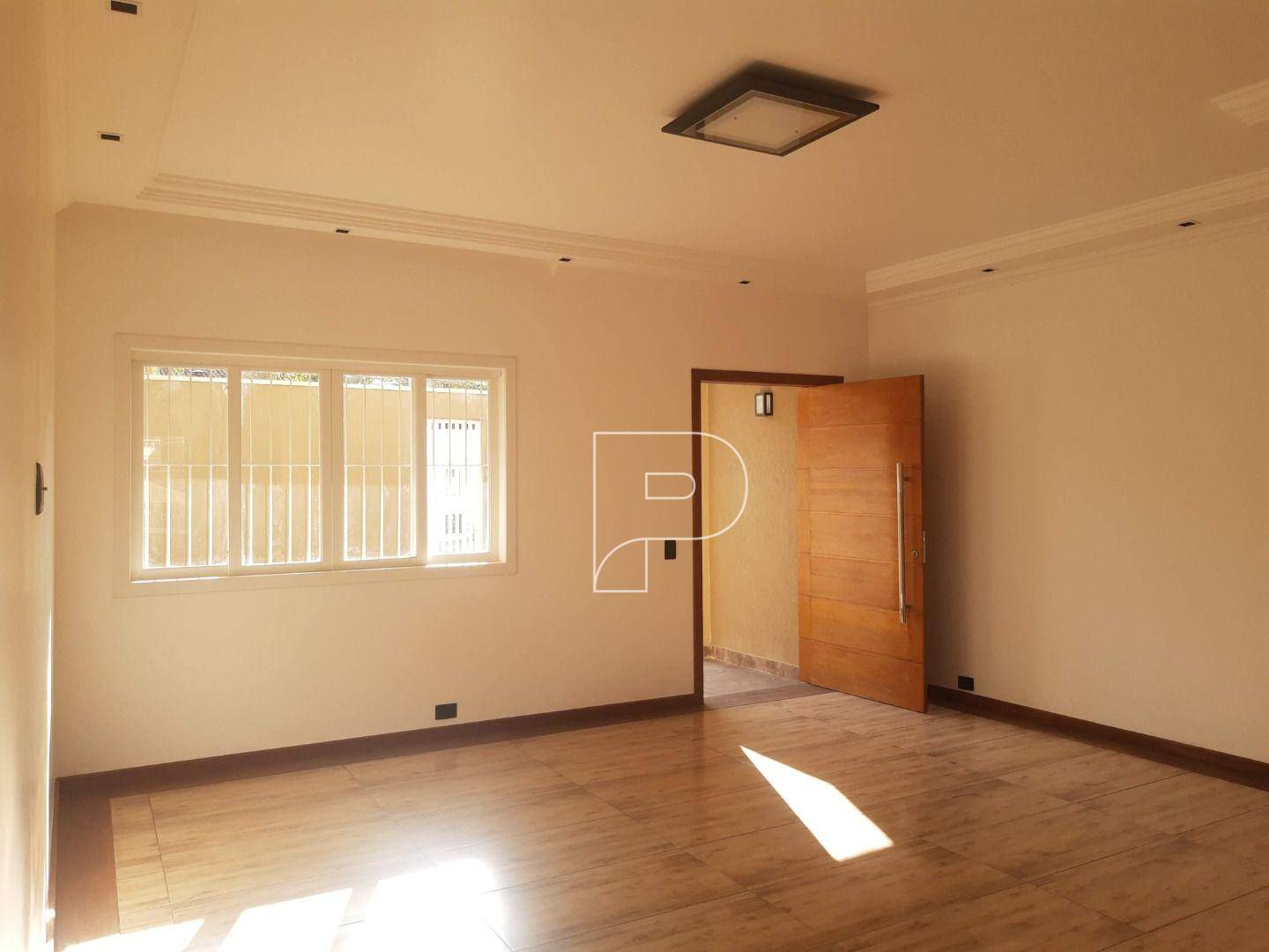 Casa à venda com 3 quartos, 200m² - Foto 7