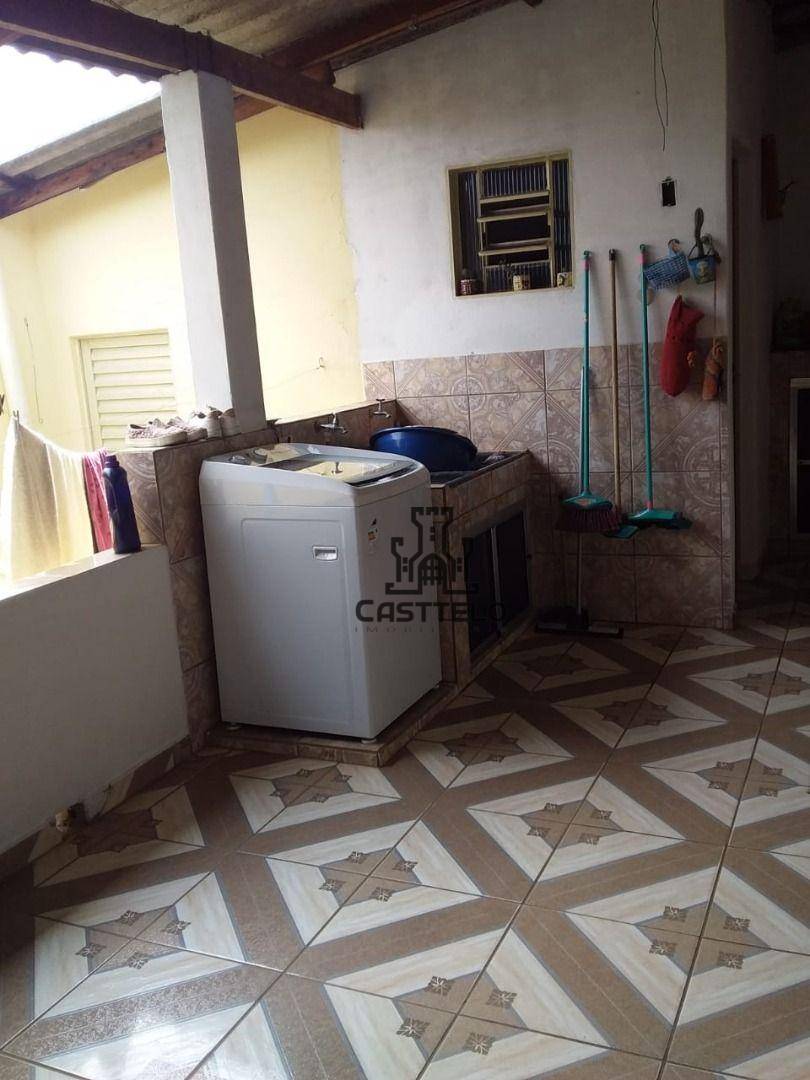 Casa à venda com 3 quartos, 150m² - Foto 12