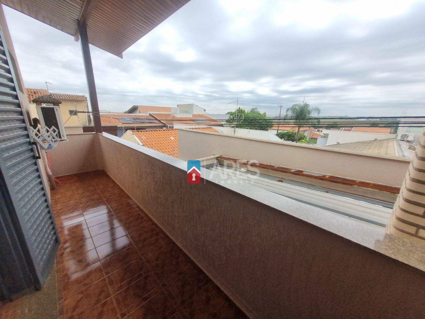 Casa à venda com 3 quartos, 208m² - Foto 14