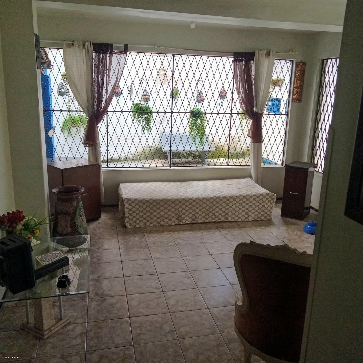 Casa à venda com 5 quartos, 319m² - Foto 1