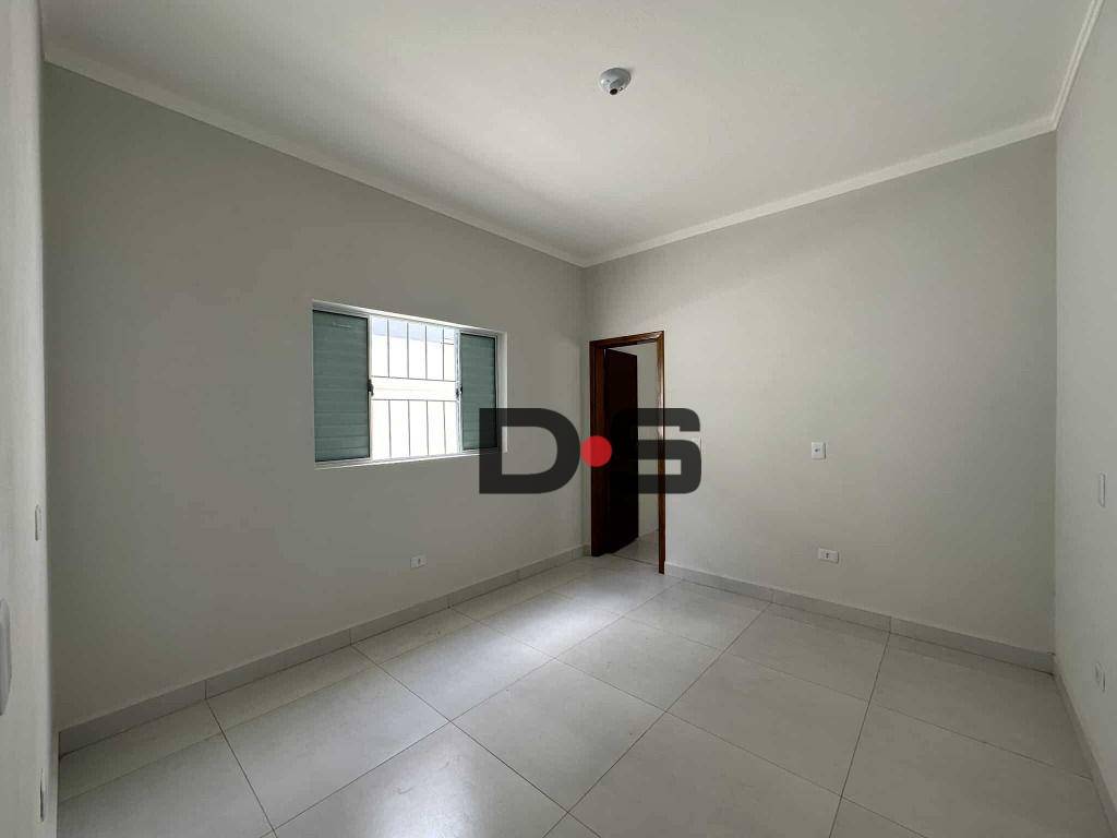 Casa à venda com 2 quartos, 62m² - Foto 7