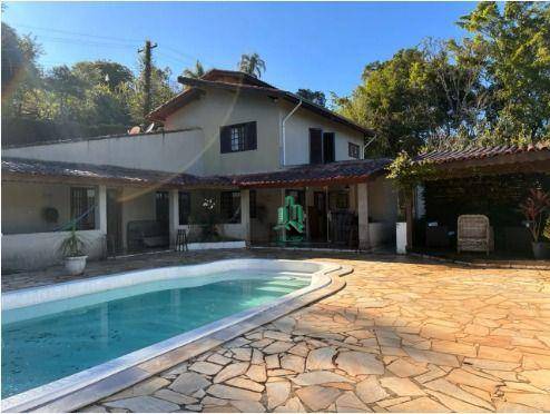 Chácara, 4 quartos, 3150 m² - Foto 1