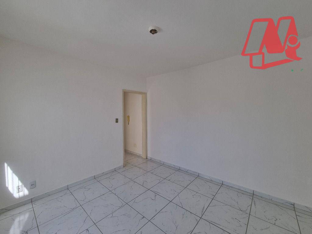 Apartamento para alugar com 2 quartos, 80m² - Foto 12