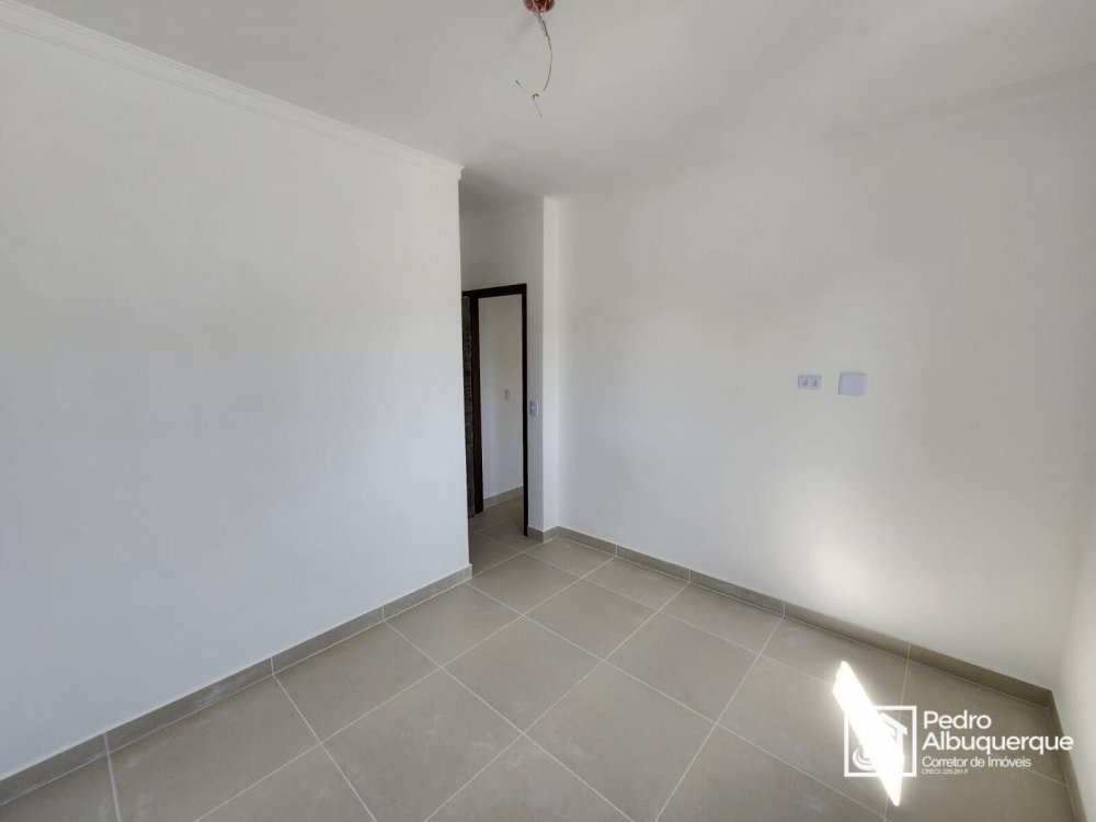 Apartamento à venda com 2 quartos, 65m² - Foto 4