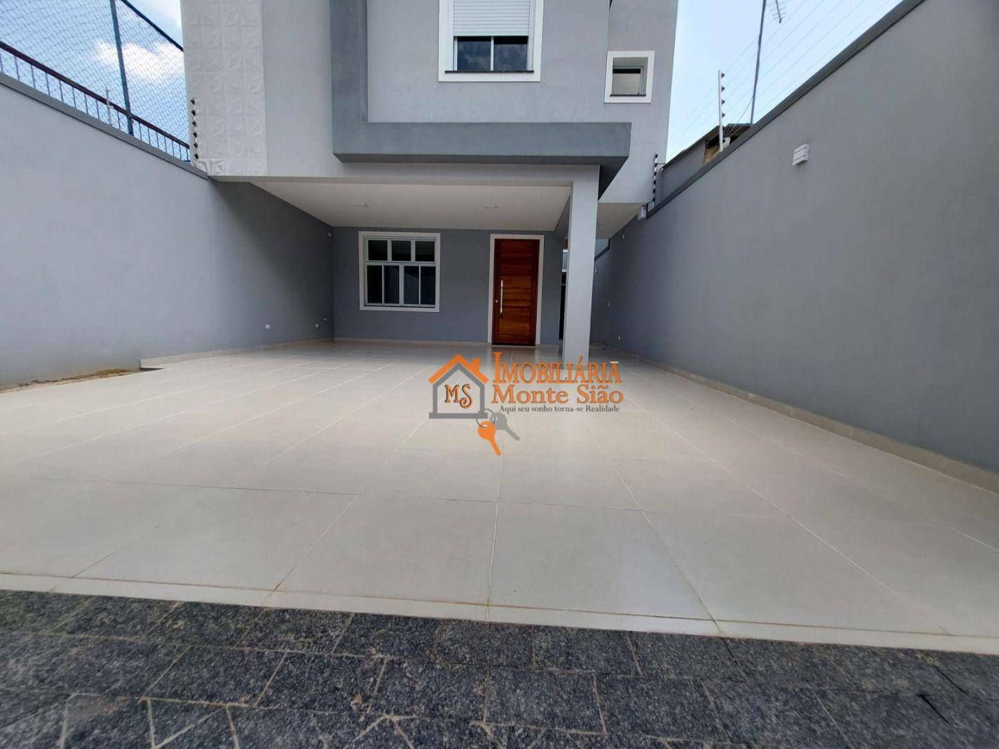 Casa à venda com 3 quartos, 316m² - Foto 2