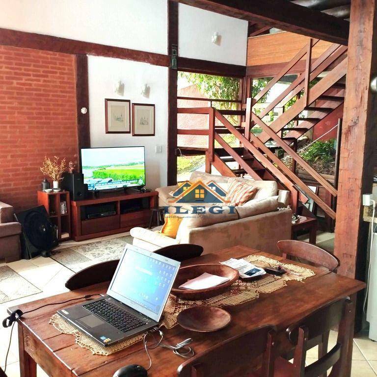 Casa de Condomínio à venda com 3 quartos, 210m² - Foto 12