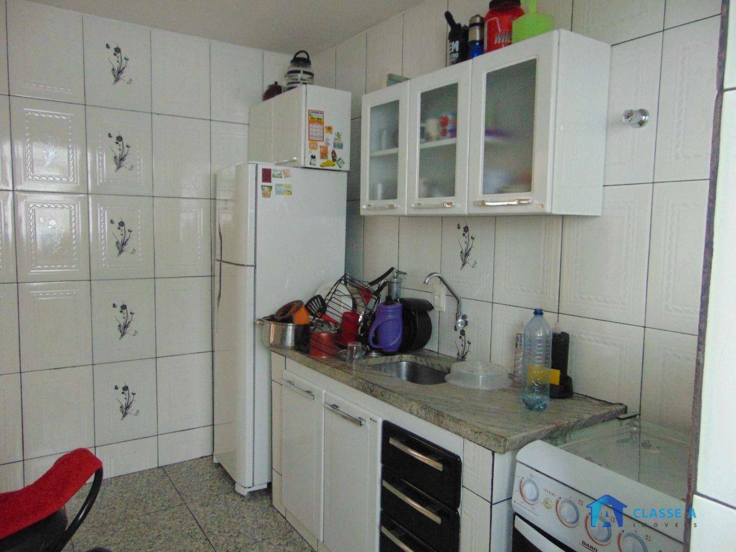 Apartamento à venda com 2 quartos, 75m² - Foto 16