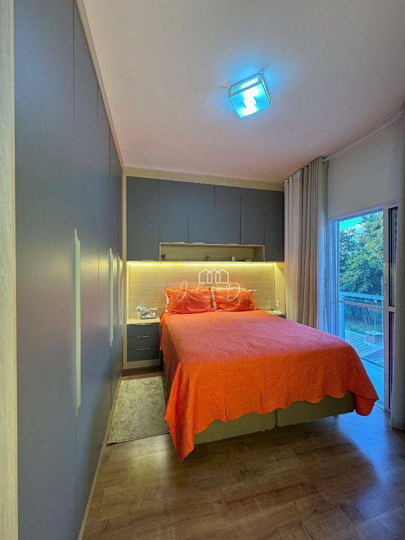 Sobrado à venda com 3 quartos, 119m² - Foto 1